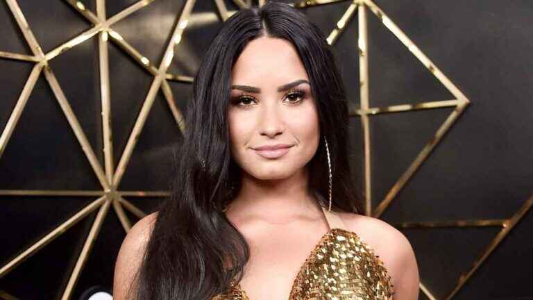 Demi Lovato 102.7 KIIS FM's Jingle Ball - PRESS ROOM