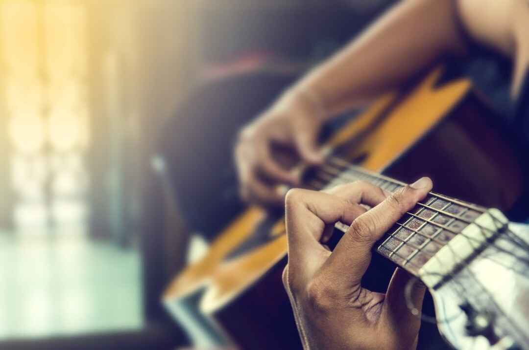 Melissa Etheridge’s Son Beckett Cypher Dies from Opioid Overdose