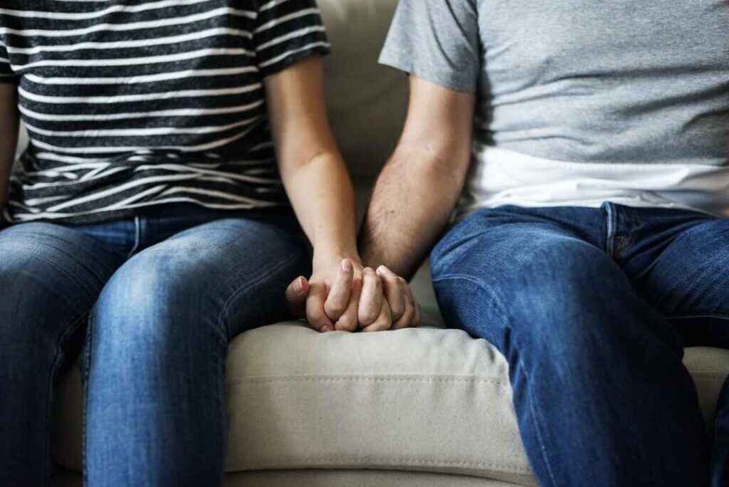 Rehab Romances: What’s Healthy and What’s Not