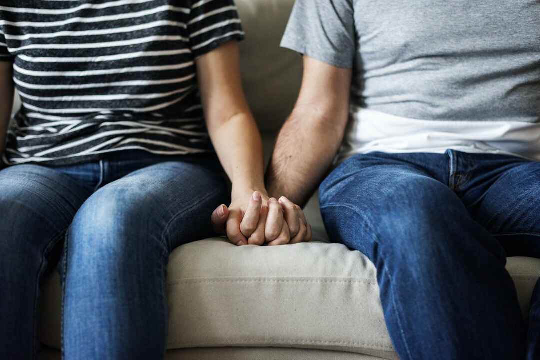 Rehab Romances: What’s Healthy and What’s Not