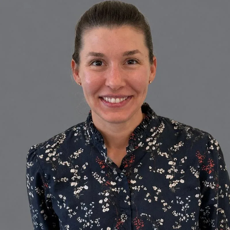 Jacqueline Simon