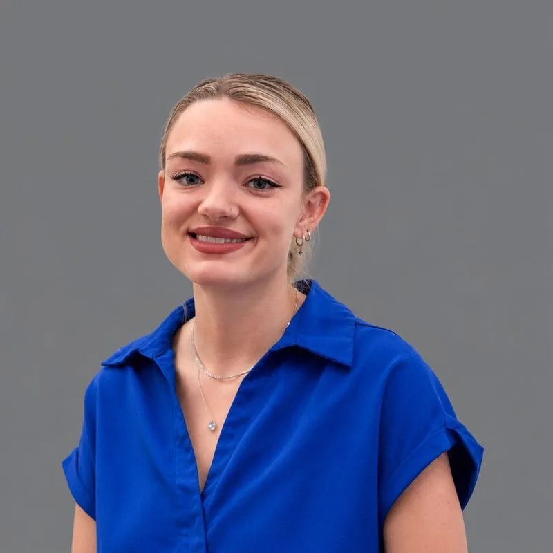 Laura Steele
